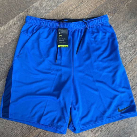 Nike Men’s Training 9” Shorts - Picture 1 of 3